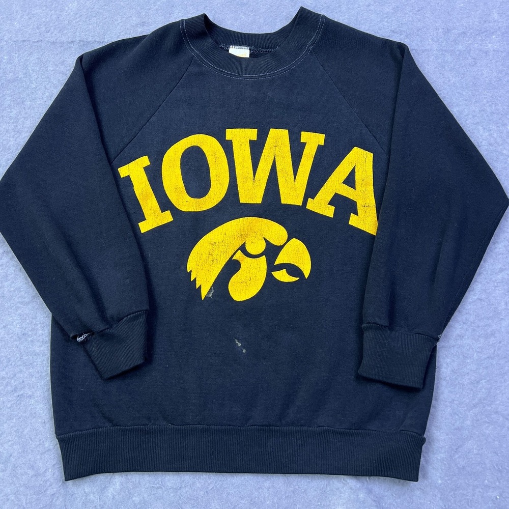 VTG Iowa Hawkeyes‎ Sweatshirt Pullover Youth Kids Small Black Crew USA Made